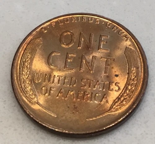 1941-P Lincoln Wheat Cent — Uncirculated Red Shinny Ungraded