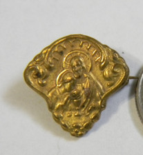 Religious brass souvenir First Holy Communion Jesus brooch lapel pin medal