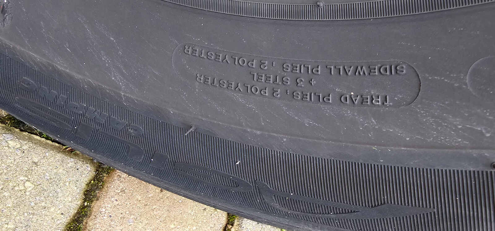 MICHELIN AGILIS Tyres 225 / 75 R16 For Camper Van Motorhome Vehicle