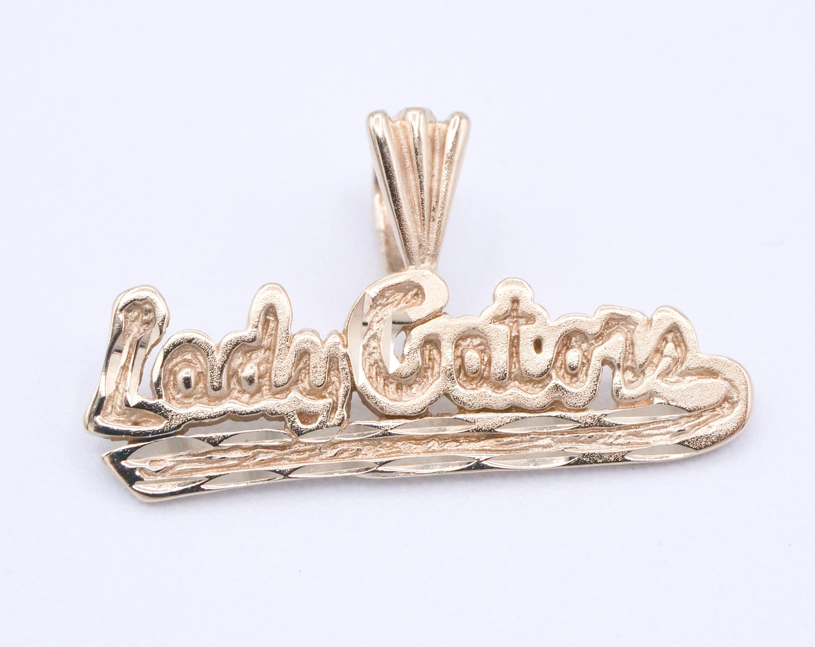 14KT Yellow Gold Lady Gator University of Florida UF Pendant Charm 1g 14KT Yellow Gold Lady Gator University of Florida UF Pendant Charm 1g