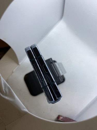 Samsung Galaxy Z Fold4 SM-F936B/DS 256GB - Gray - Full Working (Unlocked) B5-4 - Picture 9 of 15