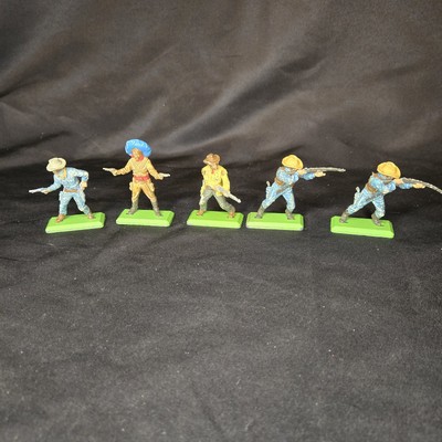 Lot Of  5 Vintage Britains LTD Deetail 1971 Cowboys