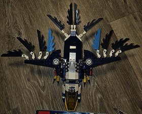 LEGO Legends of Chima Eris' Eagle Interceptor set 70003. Complete.