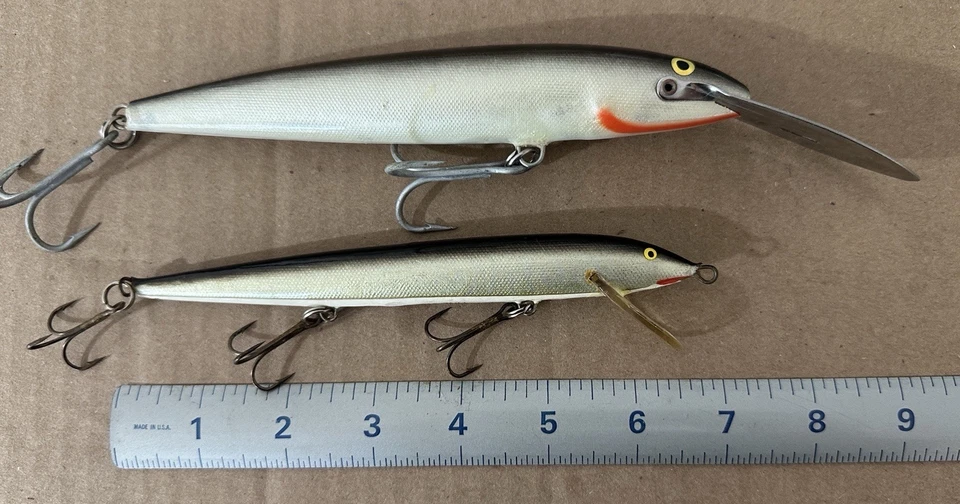 2 Rapala and 2 Rebel Musky-Pike Size Lures. Excellent to Unfished Condition - Image 2 of 4