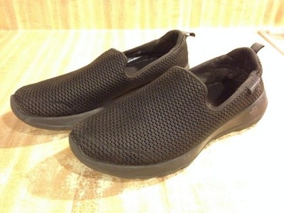 Skechers Go Walk Womens 7.5M Joy Goga Max 5 Black Mesh Slip On Comfort Loafer