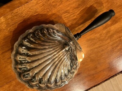 Vintage Sterling Silver Plated Clam Shell Tray Footed Handle Cigarette  Butler