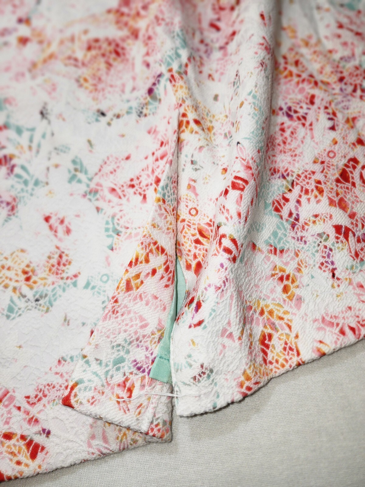 Attention Multi-colored Womens Spring Colors Flor… - image 8