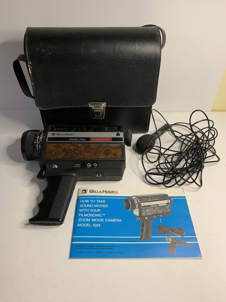 BELL & HOWELL FILMOSONIC DIRECTOR SERIES 1224 VIDEO CAMERA. AS-IS