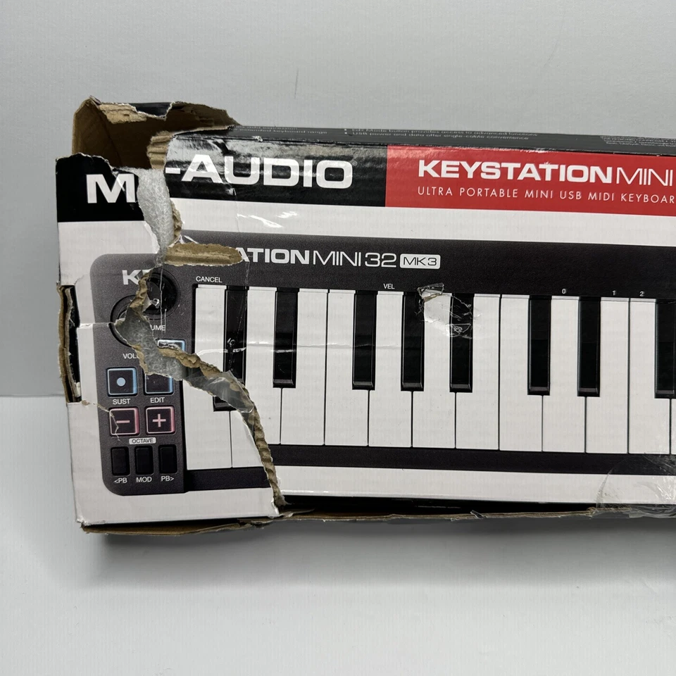 M-Audio Keystation Mini 32 MK3 32-key Keyboard Controller Damaged Box - Image 4 of 4