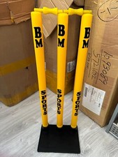 BM Gumowa podstawa Kinie do krykieta - wytrzymałe elastyczne furty z kaucjami