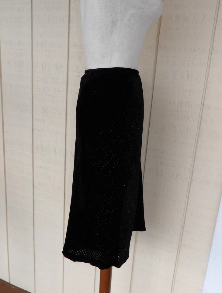 Falda ANN TAYLOR Talla 8 Terciopelo Seda Rayón Negra Acampanada Línea A Forrada Nueva De Colección Foto 4 de 4