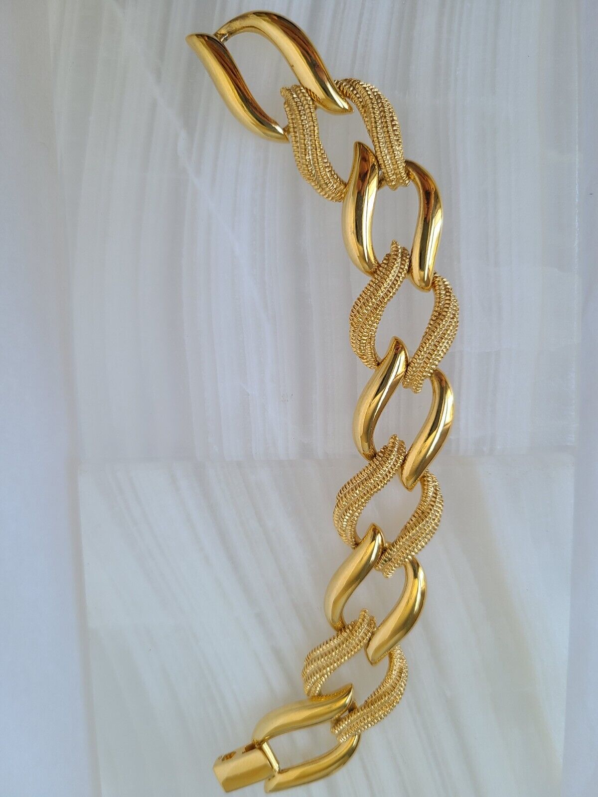 Vintage 1980's- 90's Napier Gold Tone Links Brace… - image 4