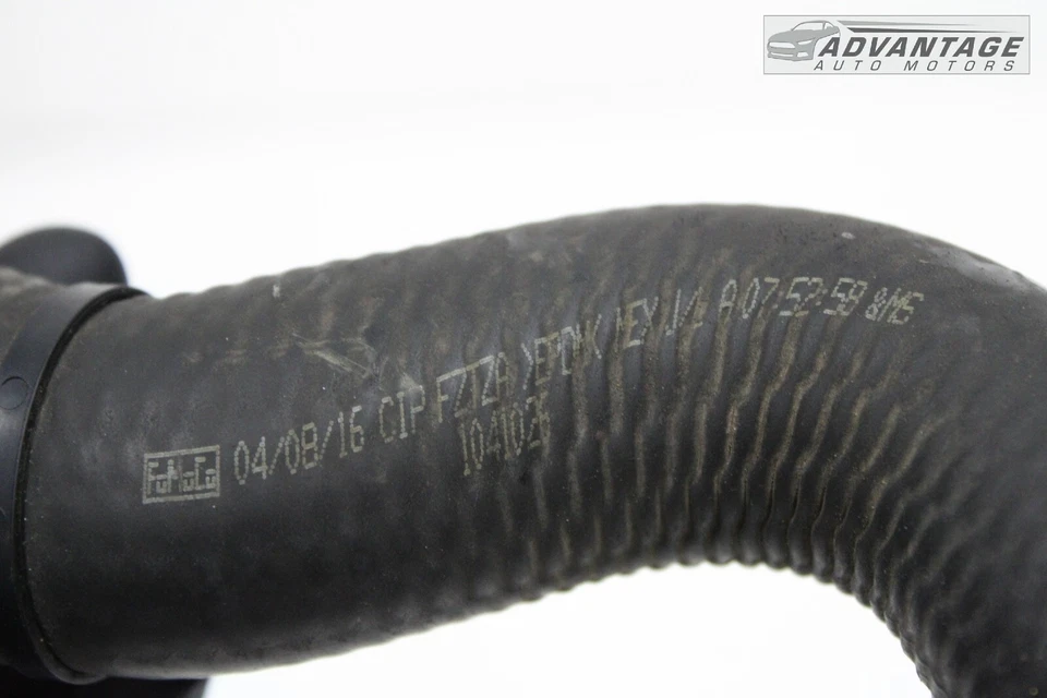 Lincoln MKC 2015-2019 2,0 L motor radiador refrigerante manguera superior tubo OEM Foto 4 de 4