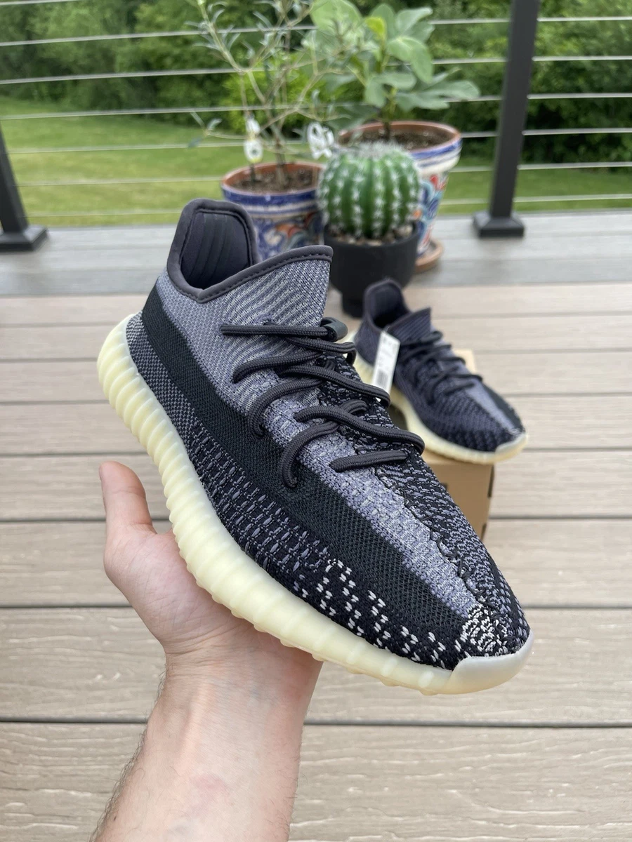 Preços baixos em adidas Yeezy Boost 350 V2 Black | eBay