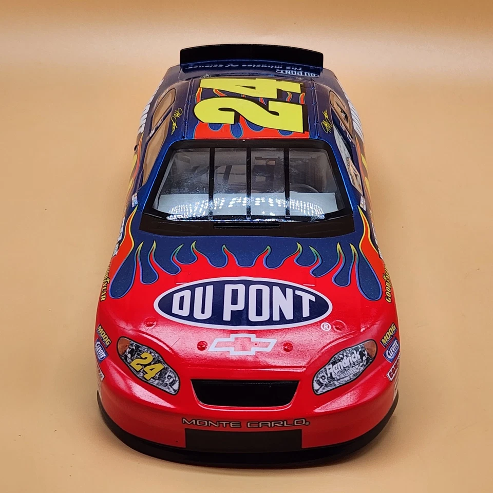 Vintage 2004 Jeff Gordon DuPont #24 Monte Carlo NASCAR Diecast Car 1:10 Scale - Image 2 of 4