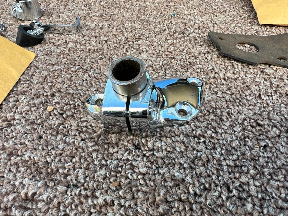 НОВЫЙ ИЗ СТАРЫХ ЗАПАСОВ 1955-57 HUDSON NASH 1956-59 КОМПЛЕКТ КРОНШТЕЙНОВ ПРОЖЕКТОРА RAMBLER #108L ОТ ОРИГИНАЛЬНОГО ПРОИЗВОДИТЕЛЯ РЕДКИЙ - Изображение 4 из 4