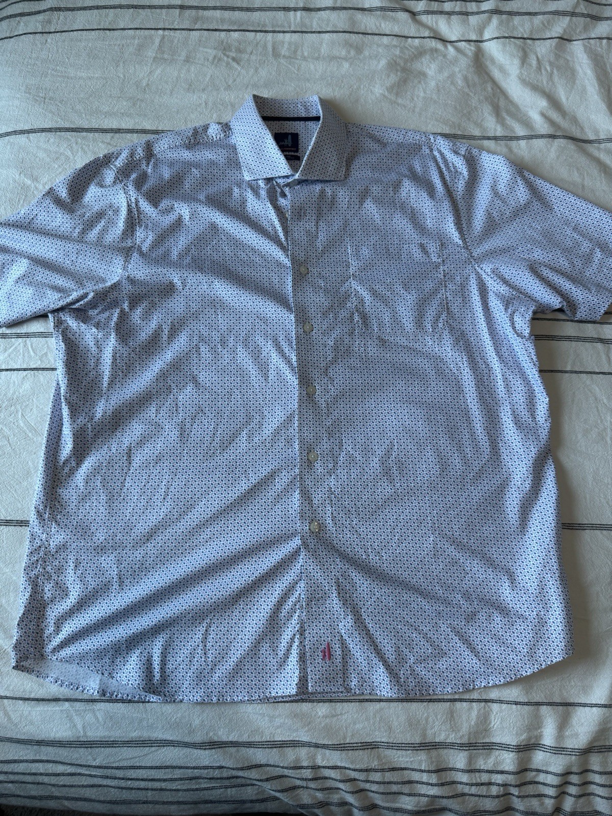 Johnnie-O Men's Button Up Short Sleeve White With Blue/red Pattern XL