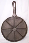 Vintage 9" WAGNER WARE MADE IN USA 8 Slice Divided Cast Iron Cornbread Skillet