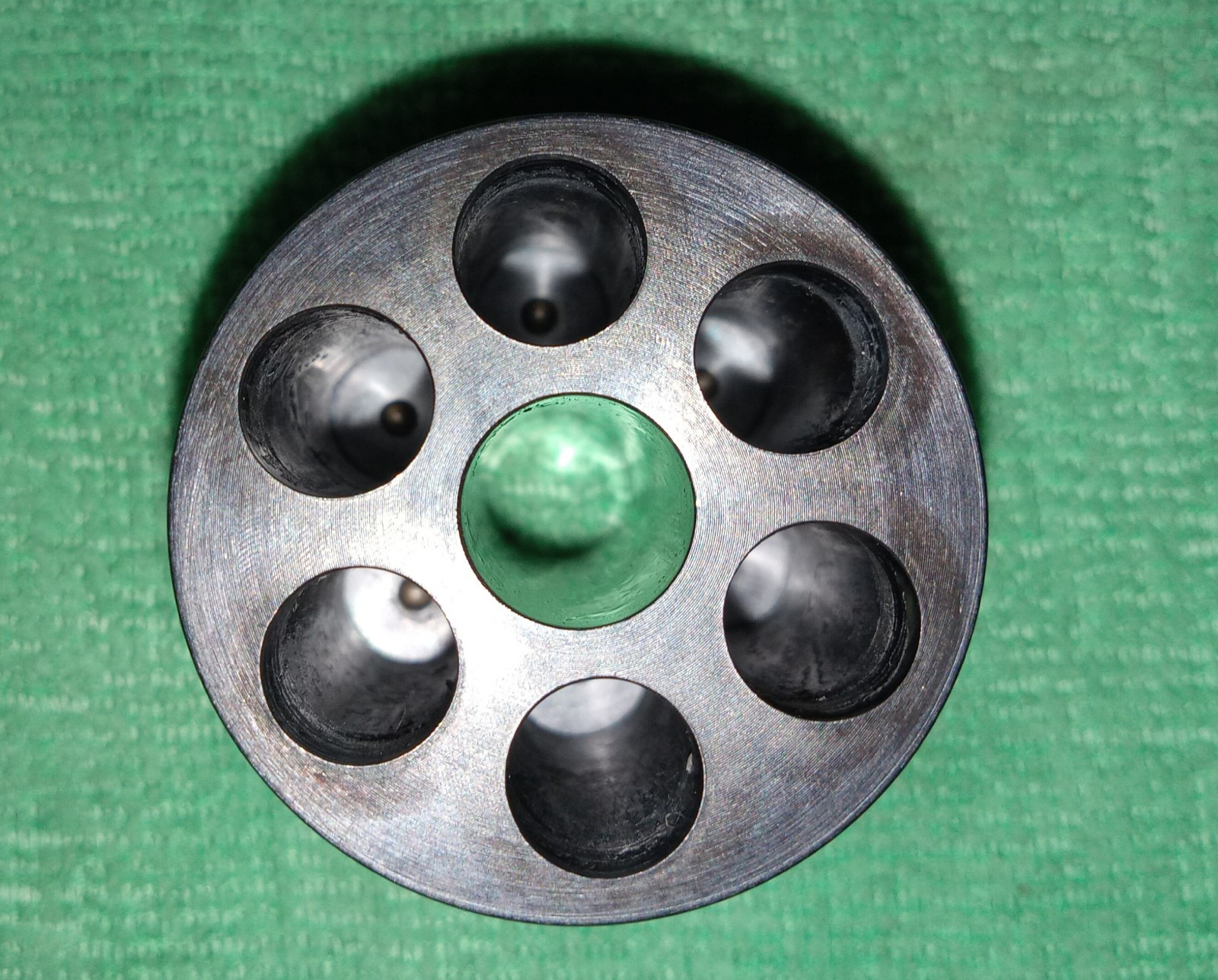 Pietta 1851 ネイビー コンバージョンシリンダー 36キャップ ボールから38まで