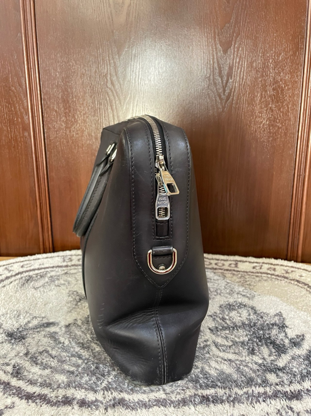 Louis Vuitton Briefcase (Missing Strap) - image 12