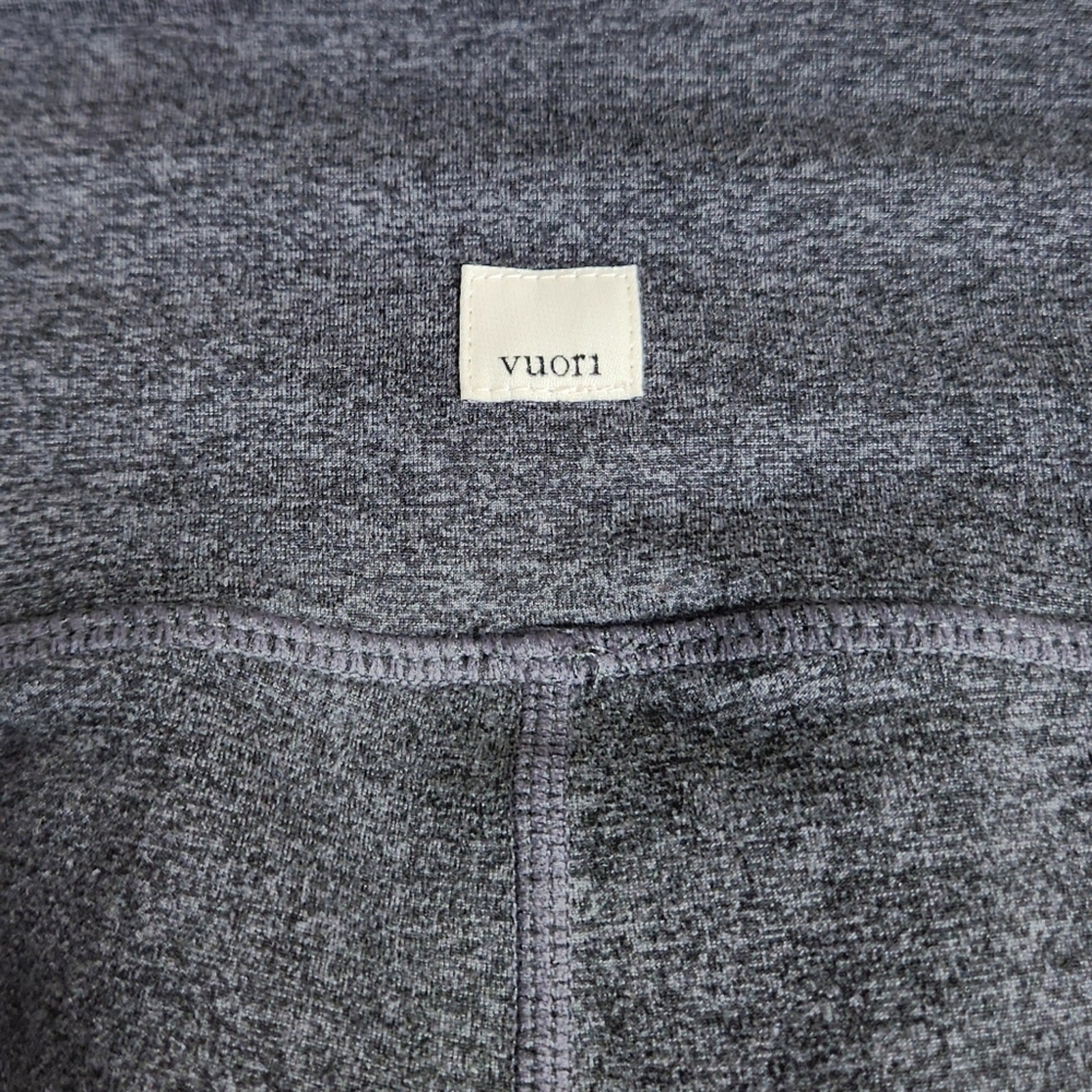 Vuori Gray Elevation Performance Leggings Sz Small - image 4