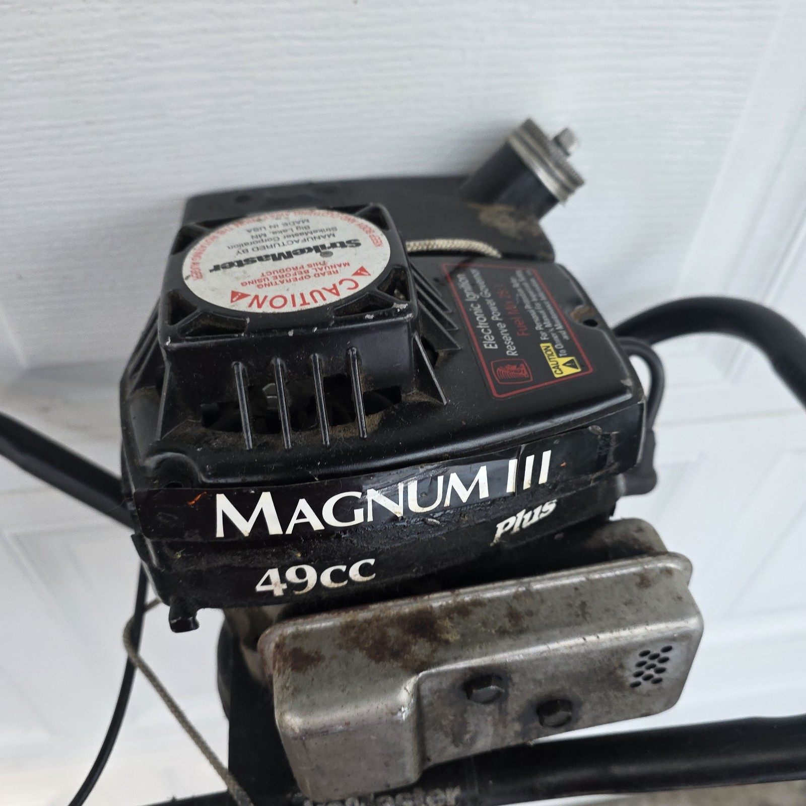 StrikeMaster Magnum III Plus 49cc Gas Ice Auger 8” Cutting Head – Tested Working