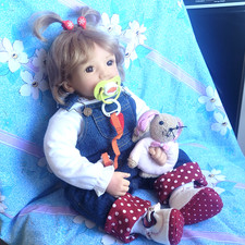 Künstler Vinyl Puppe von  Doris Stannat 52cm Original  Kleidung Top Zustand