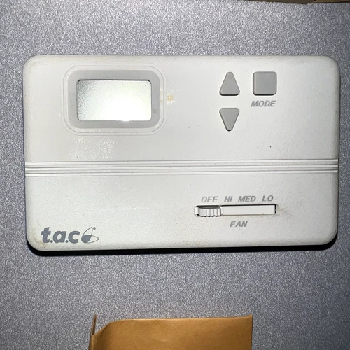 TAC TB-158-2 Digital 3-Wire Floating Stat Dual Output 3 Speed Fan Control