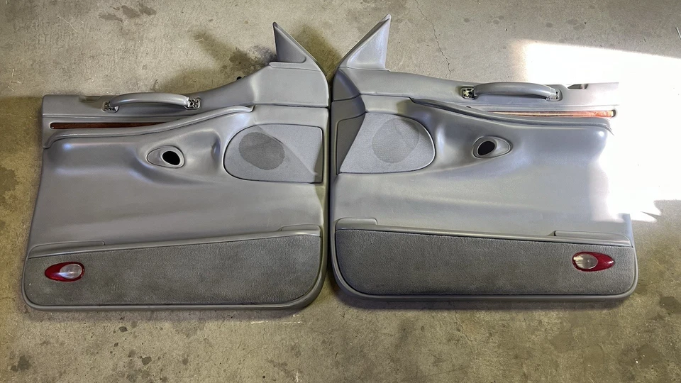 1998-2002 Lincoln Navigator Door Cards / Panel Set Of Four With Working Switches - Изображение 2 из 4