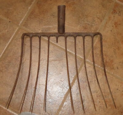BIG Vintage Rustic Metal 9 Tine Prong PitchFork  Pitch Fork Head Primitive Tool