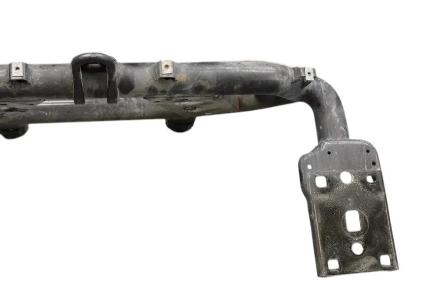 06-12 Land Rover Range Rover L322 parachoques delantero enganche de remolque subchasis LR016868 OEM Foto 3 de 4