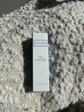Face Reality 10% acne med