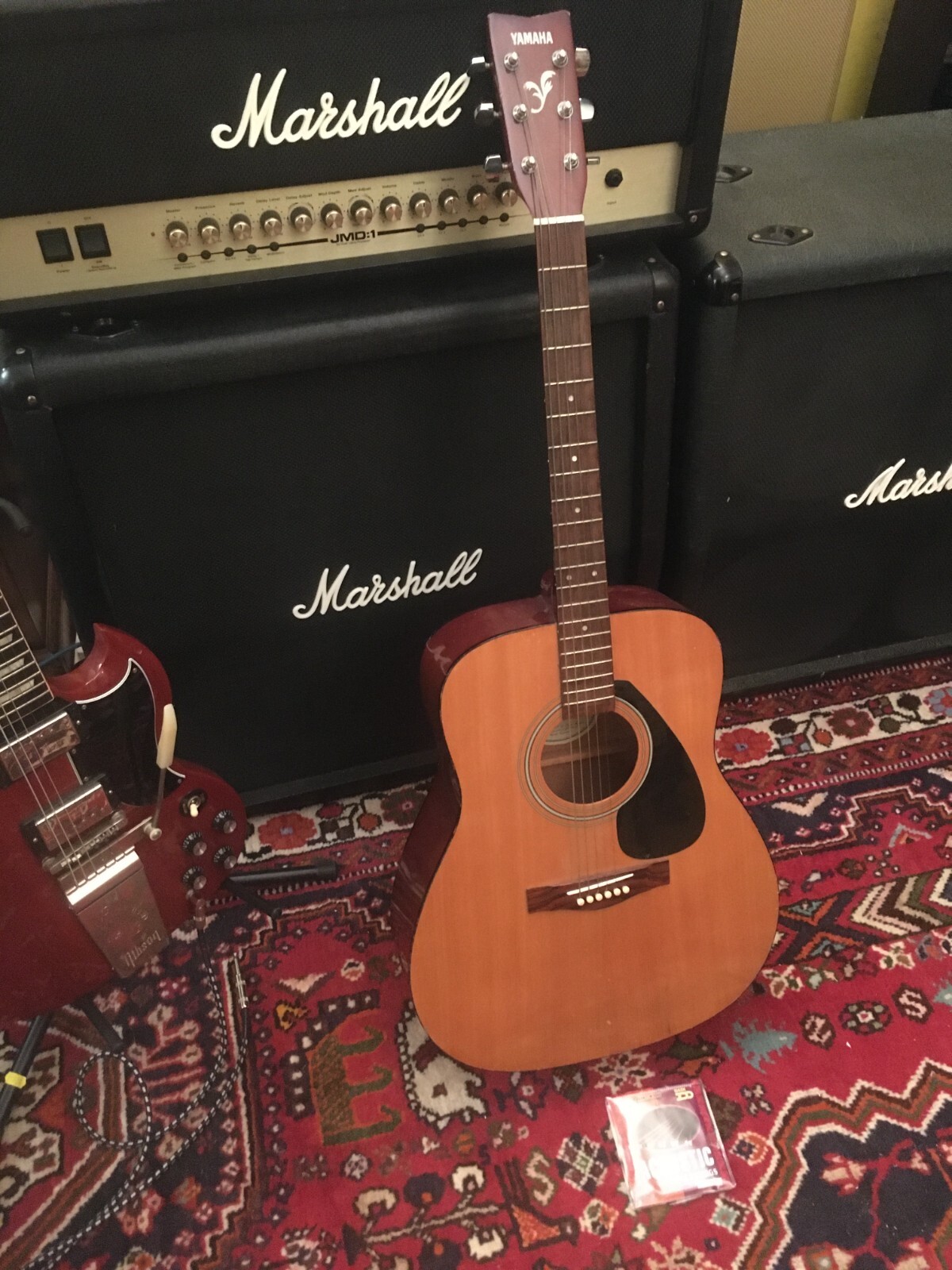 Yamaha F310 FullSize Acoustic Guitar. New Strings in pack. Restoration