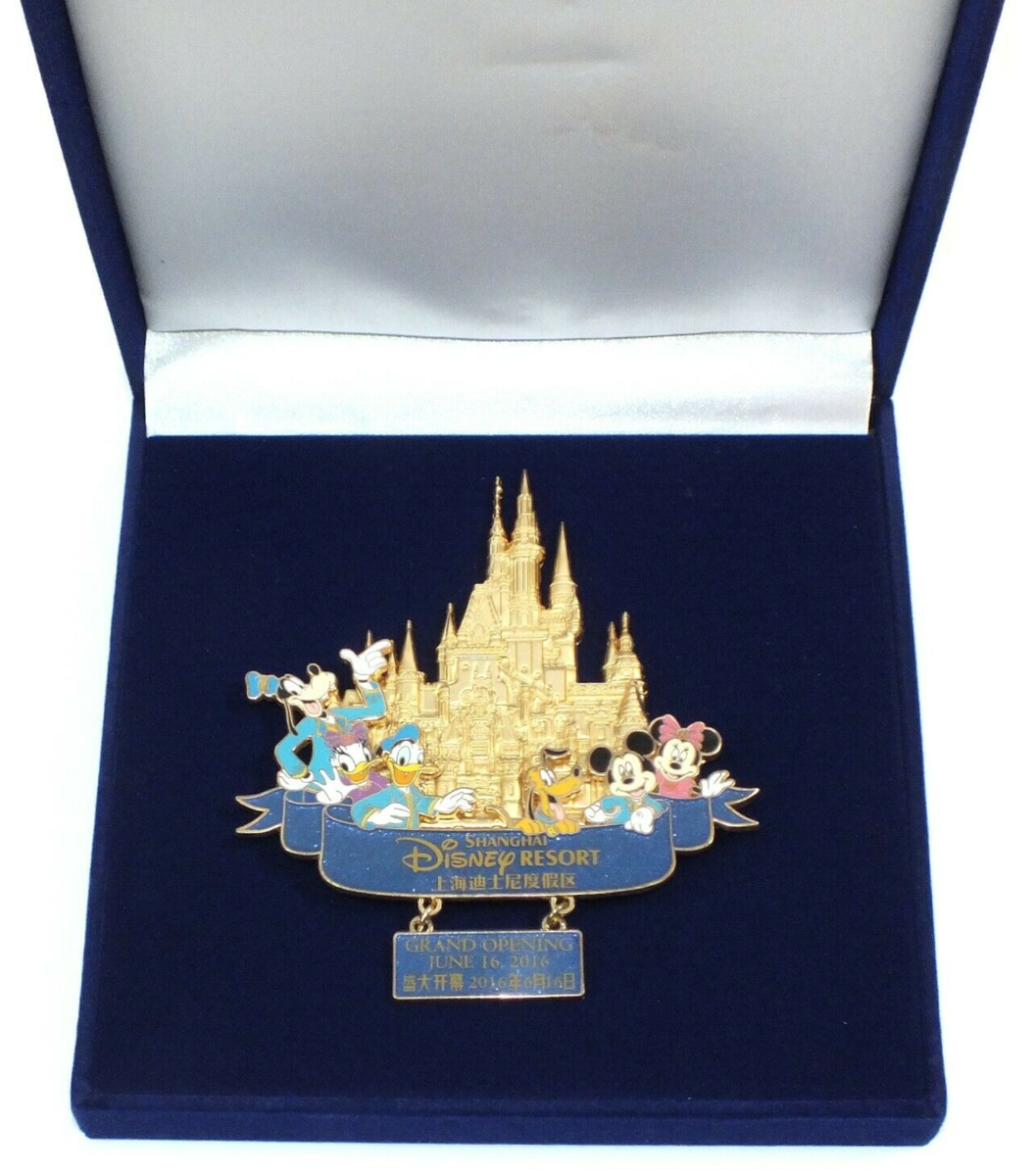 New Disney Shanghai Disney Resort Grand Opening Boxed Pin LE 200