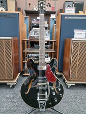 Guitare électrique GIBSON ES-335