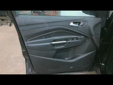 ESCAPE    2017 Front Door Trim Panel 672591