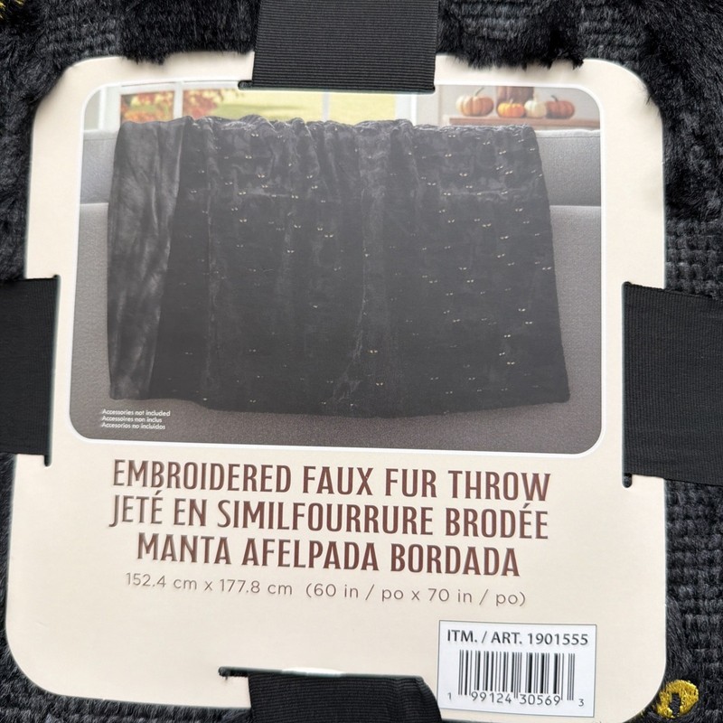 COTCO HALLOWEEN VIRAL TIK TOK COSTCO FAUX FUR HALLOWEEN FALL THROW BLACK CAT