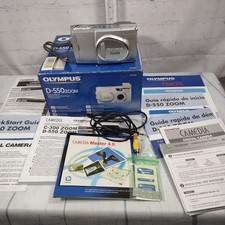 Olympus CAMEDIA Model D-550 Zoom 3.0MP 2.8X Zoom Digital Camera TESTED