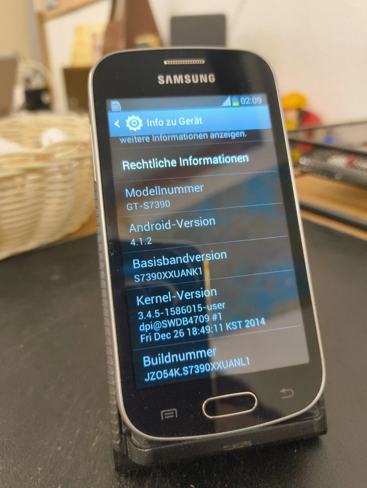 Samsung Galaxy Trend Lite GT-S390 Midnight black, Foto 4 von 5