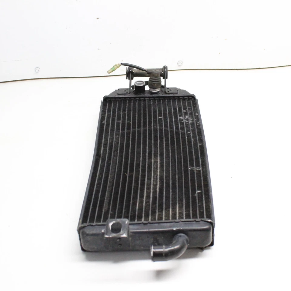 92-04 suzuki intruder 800 Radiator 17710-39A00 - Image 3 of 4