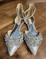 Badgley Mischka Silver Pointed Toe Ankle Strap Bridal Flats Shoes