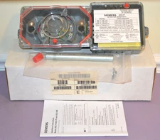Siemens AD2-P Duct Smoke Detector 500-649706 -- New in Box