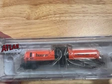Atlas N Scale #50004 621-GATX 20,700 Gallon Tank Car, Hooker Chemical #10732