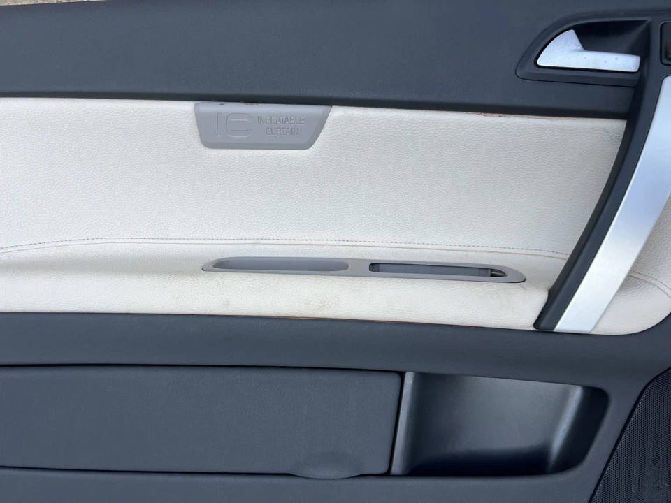 11-13 VOLVO C70 FRONT LEFT DRIVER SIDE INTERIOR DOOR PANEL - Image 2 of 4