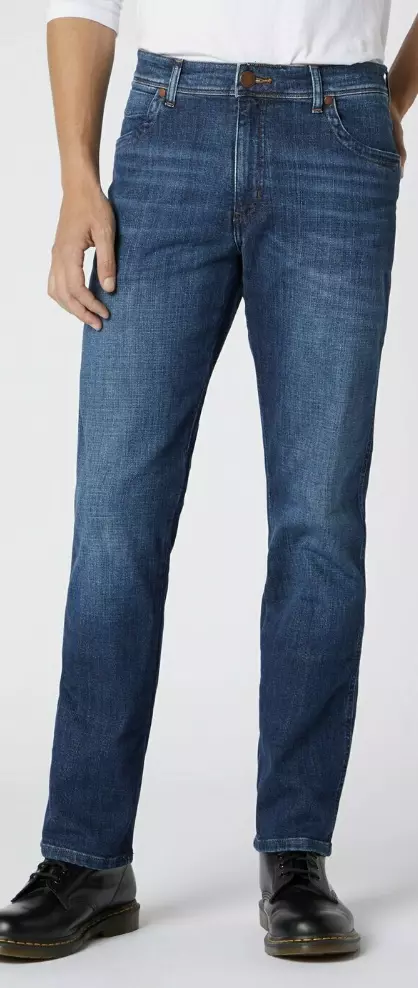 Wrangler hotsell jeans straight