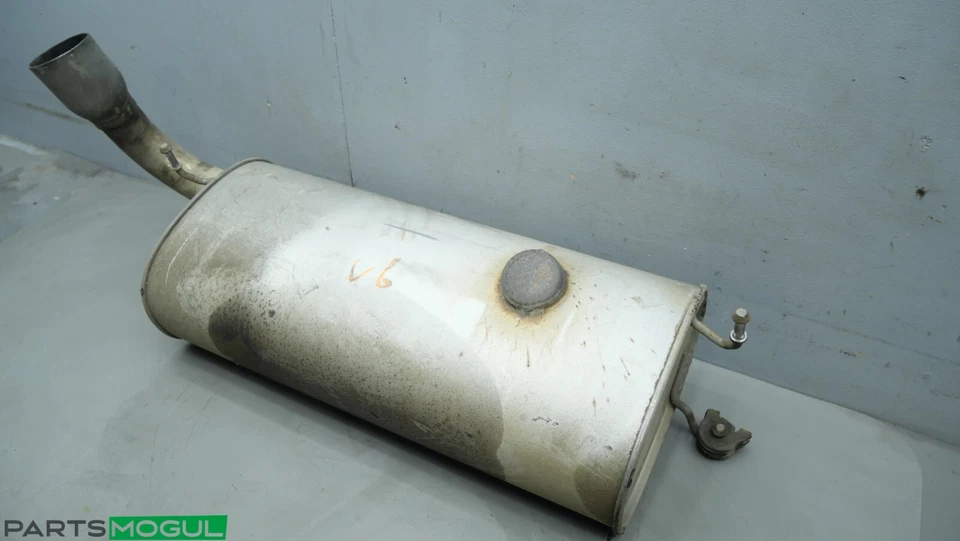 Silenciador de escape trasero Pontiac Solstice 2006-2010 2,4 L OEM Foto 3 de 4