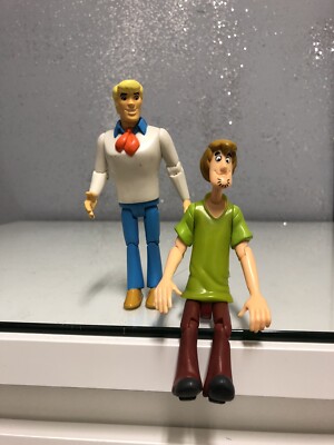 2001 Scooby Doo Figures 2 Pieces Scooby Doo, Fred, And Shaggy Action Figures
