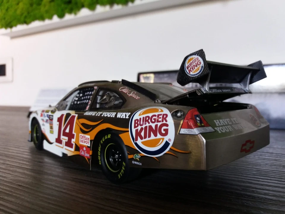1/24 ACTION modellino metallo Jeff Gordon 2009  Impala Burger King - Immagine 2 di 4