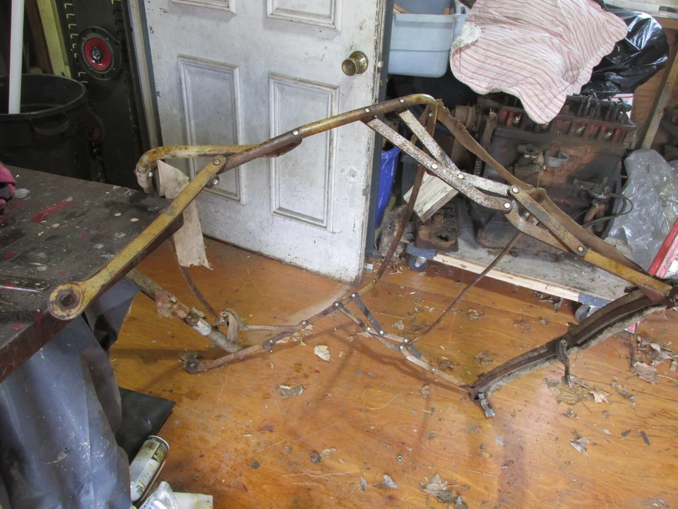 Conjunto de cuadro superior Jaguar XK 140, XK120 (parte superior blanda), SIN barra de capó Foto 3 de 4