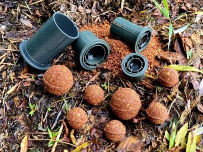 Futterball Presse Ballmaker Bait Ball Maker Grundfutter Zwille Futterschleuder